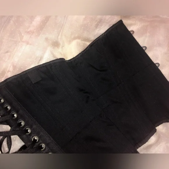 Corset Waist Cincher Size 26